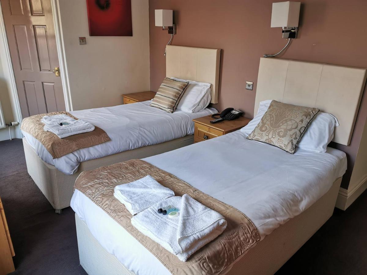 The Queens Hotel Todmorden Zewnętrze zdjęcie