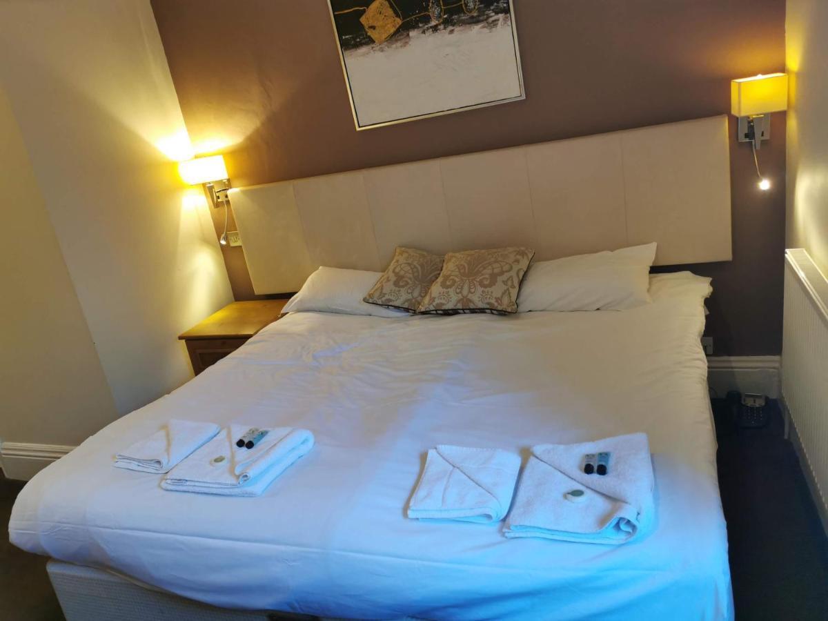 The Queens Hotel Todmorden Zewnętrze zdjęcie