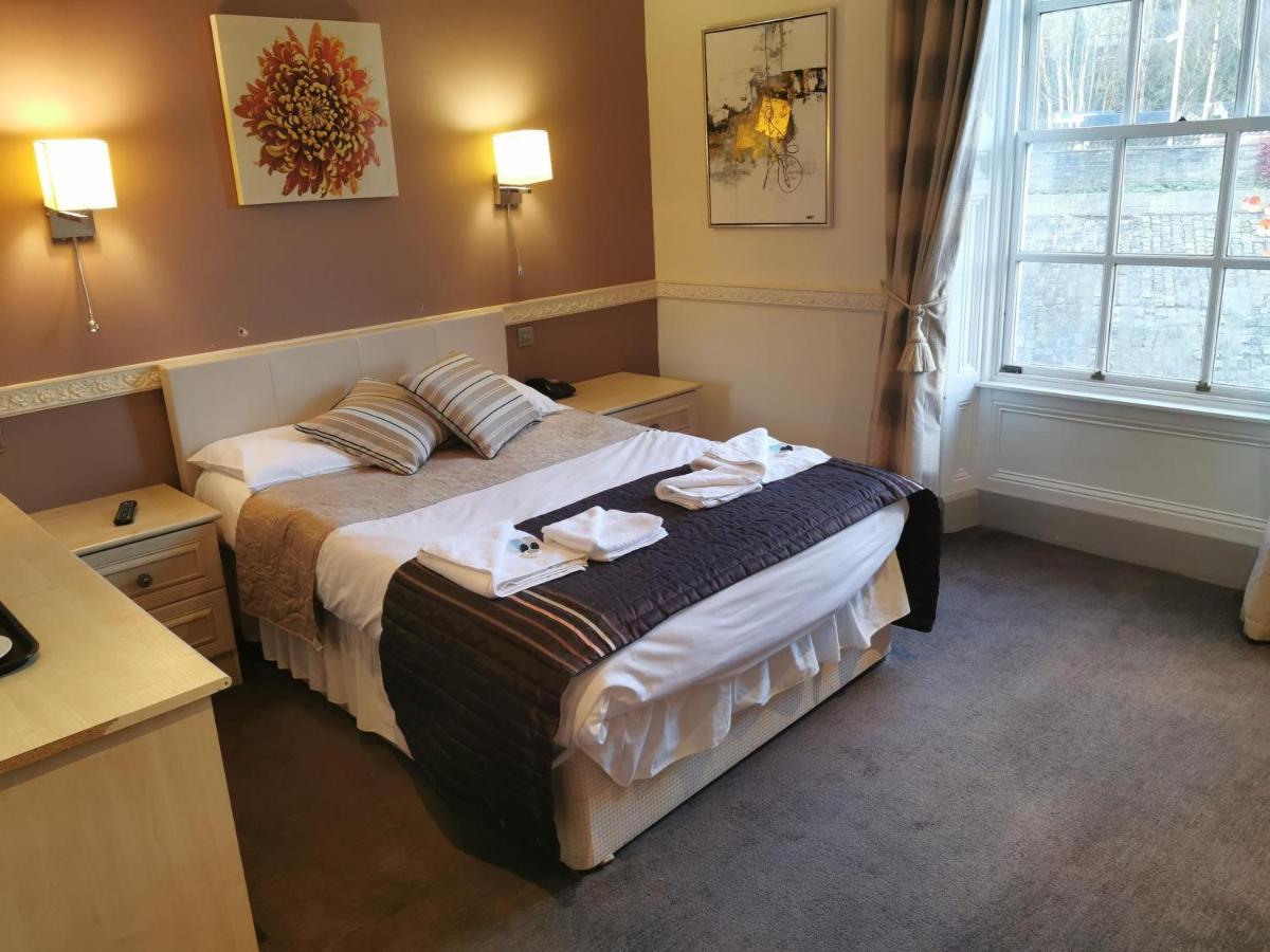 The Queens Hotel Todmorden Zewnętrze zdjęcie